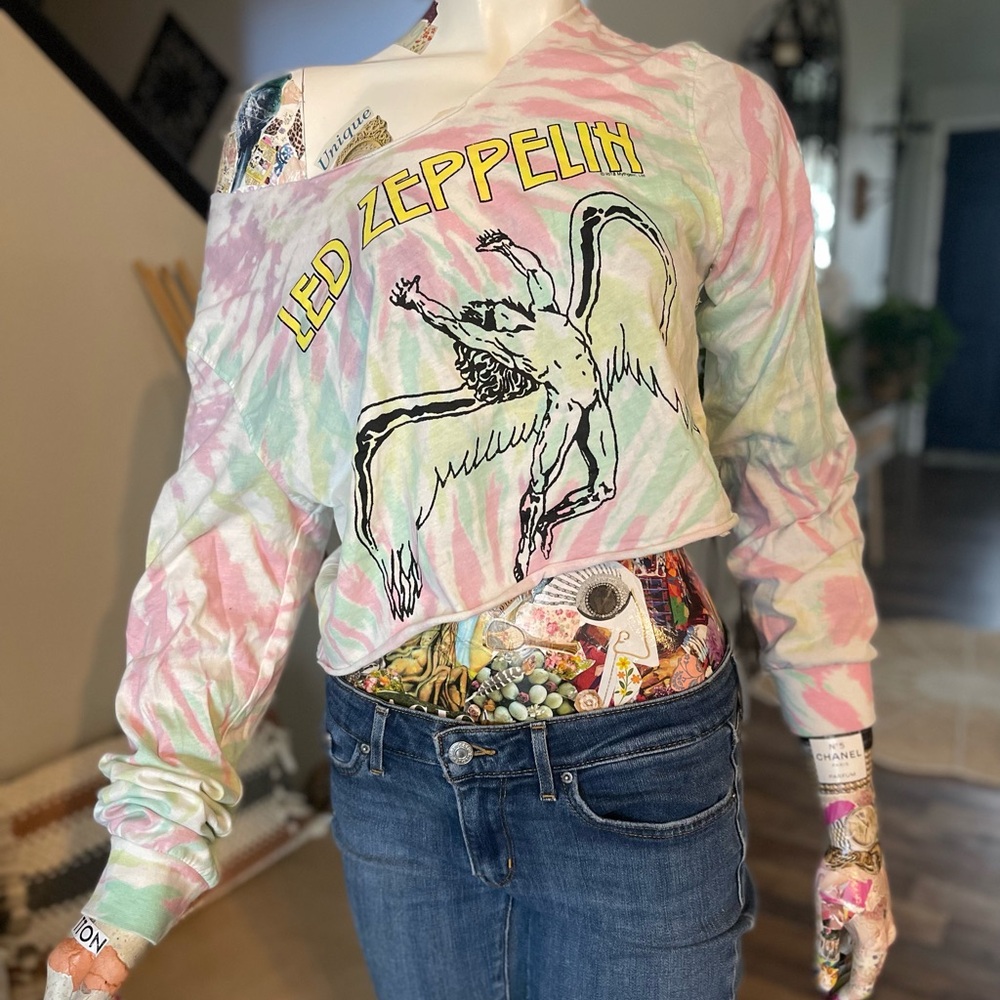 Led Zeppelin Tie-Dye Off-Shoulder tee shirt